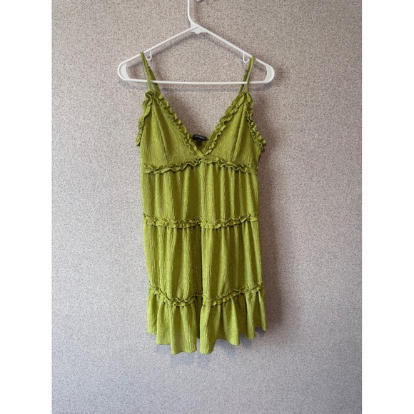 wild fable Dresses & Skirts - Wild Fable Lime Green Textured Shimmer Tiered Ruffle Mini Dress Womens Medium